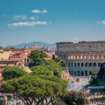 A imagem mostra a cidade de Roma, na Itália, como uma cidade cultural