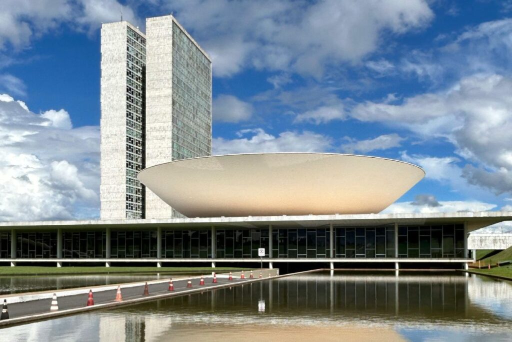 Na imagem o Congresso Nacional de Brasília como exemplo de Turismo Cívico, um dos tipos de Turismo Cultural